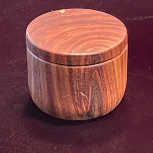 Salt cellar lidded box - Walnut